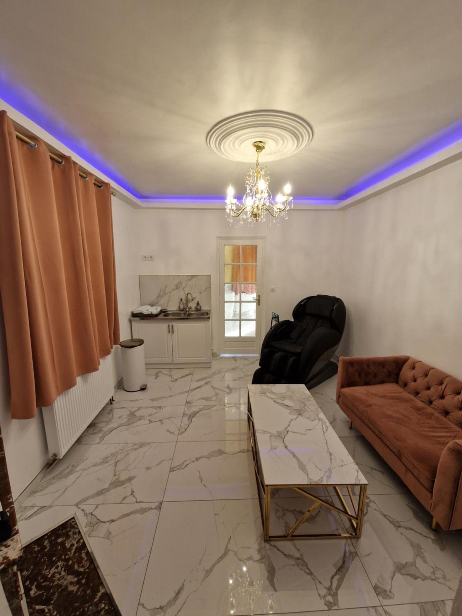 Maison Chic Avec Jacuzzi Nogent Sur Oise Yaospa60 Εξωτερικό φωτογραφία